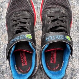 Skechers Go Run Elevate 2.0, kids size 5